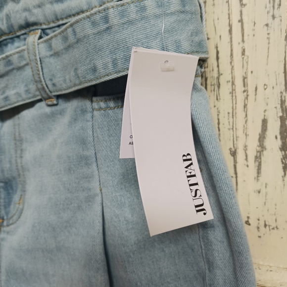 Paperbag Bermuda Denim Shorts Sz 28 MSRP $59.95 - Picture 7 of 10